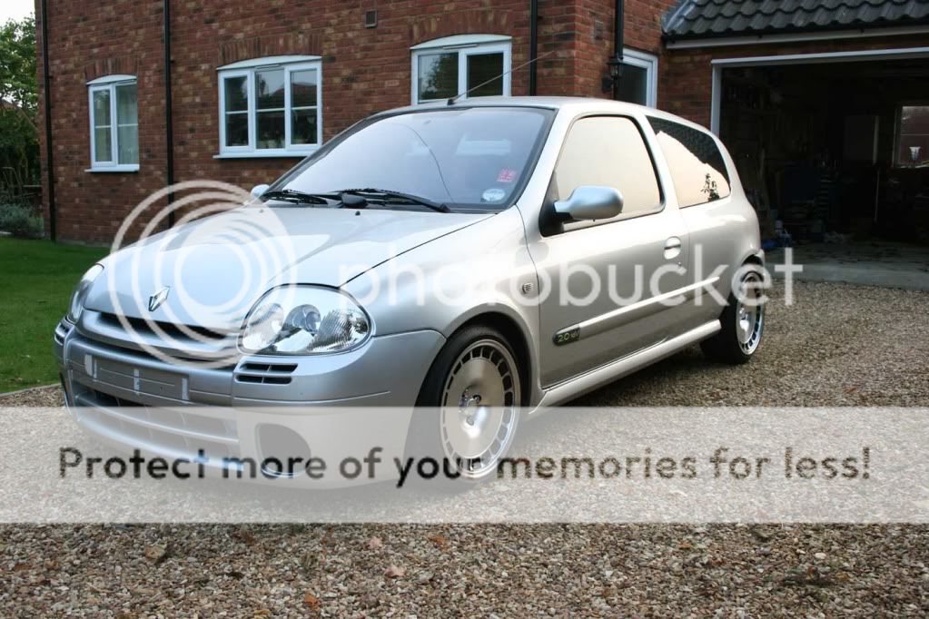 clio-1.jpg